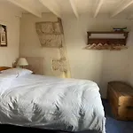 Old Jack's Cottage, * ستيثيس