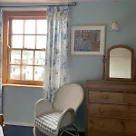 Old Jack's Cottage, بيت للعطل